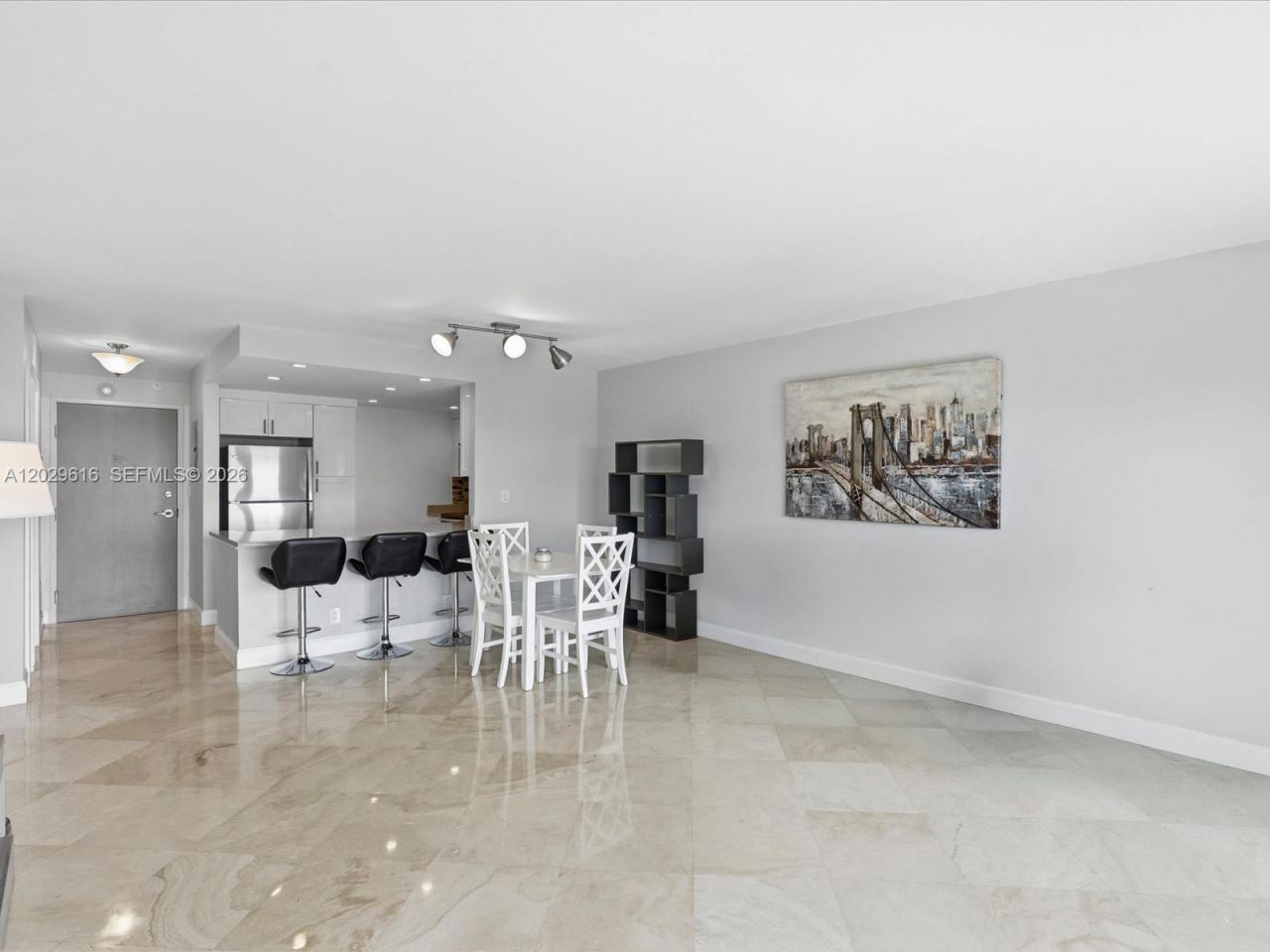 340 Sunset Dr , Unit 1407, Fort Lauderdale, FL 33301 Photo