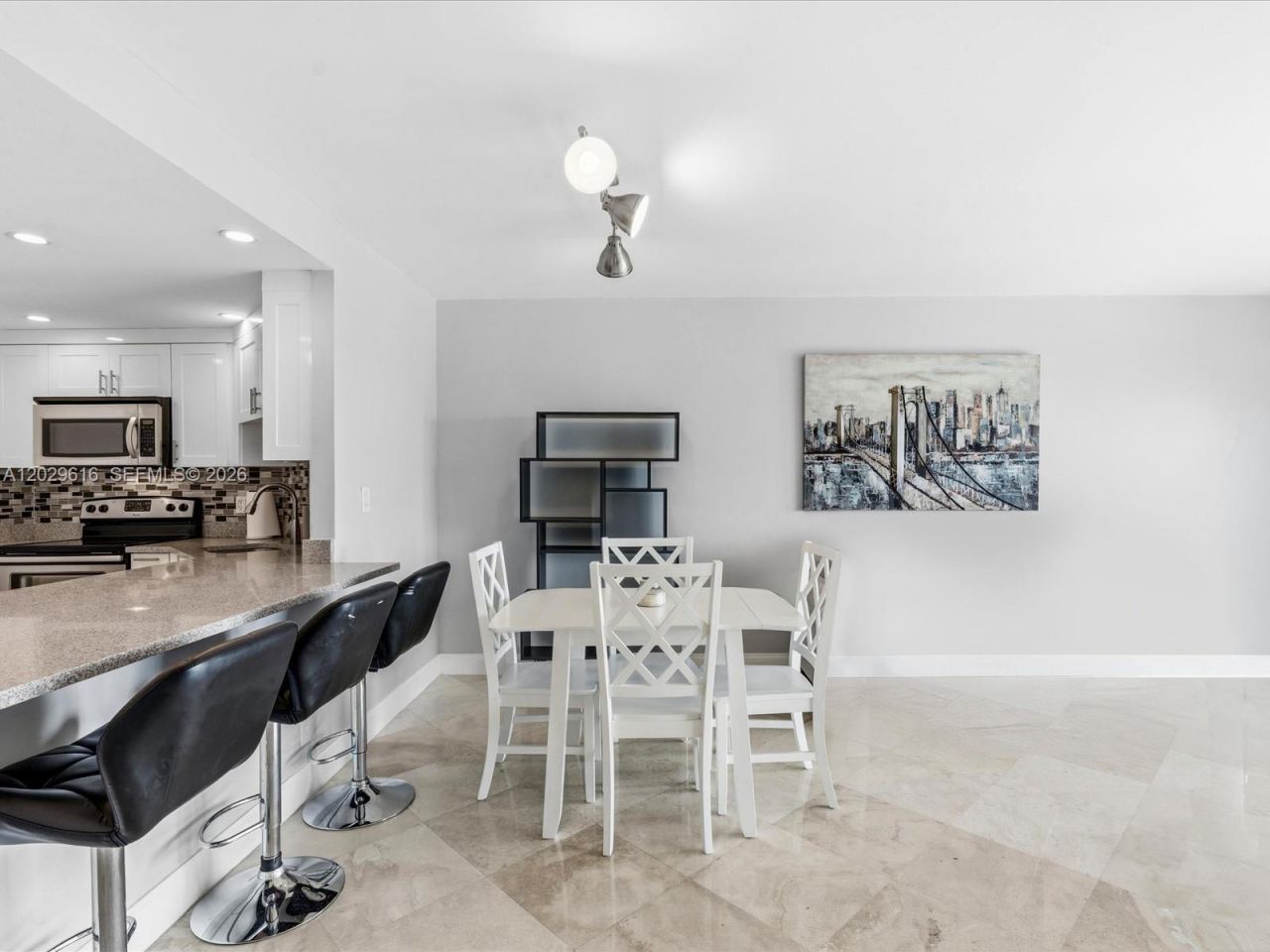 340 Sunset Dr , Unit 1407, Fort Lauderdale, FL 33301 Photo
