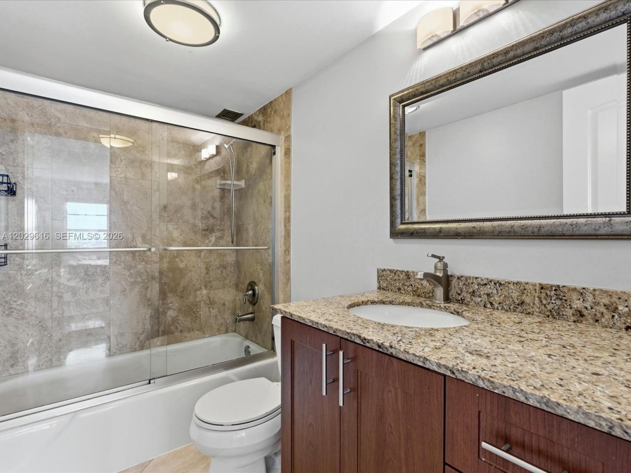 340 Sunset Dr , Unit 1407, Fort Lauderdale, FL 33301 Photo