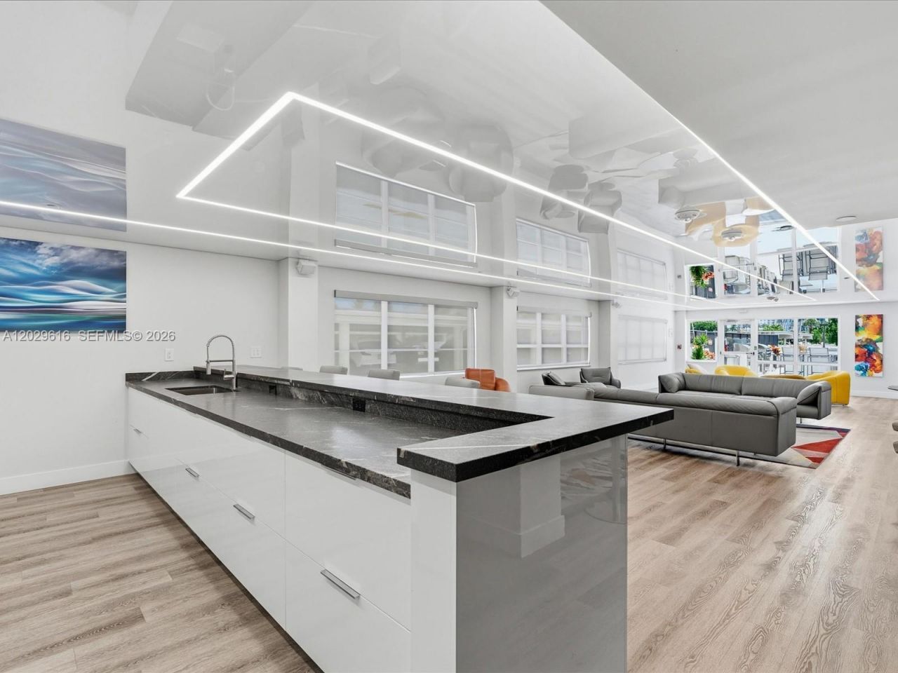 340 Sunset Dr , Unit 1407, Fort Lauderdale, FL 33301 Photo