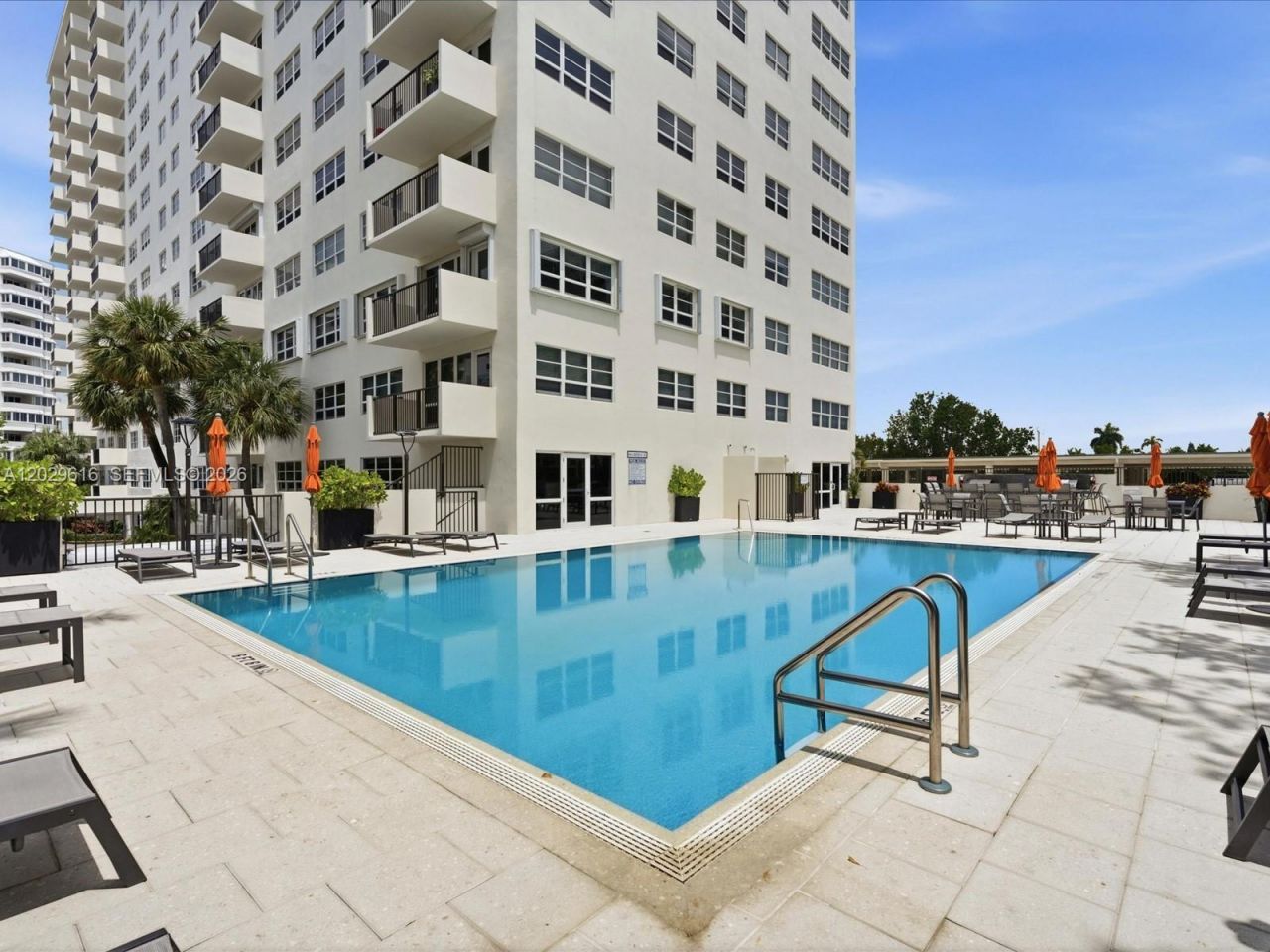 340 Sunset Dr , Unit 1407, Fort Lauderdale, FL 33301 Photo