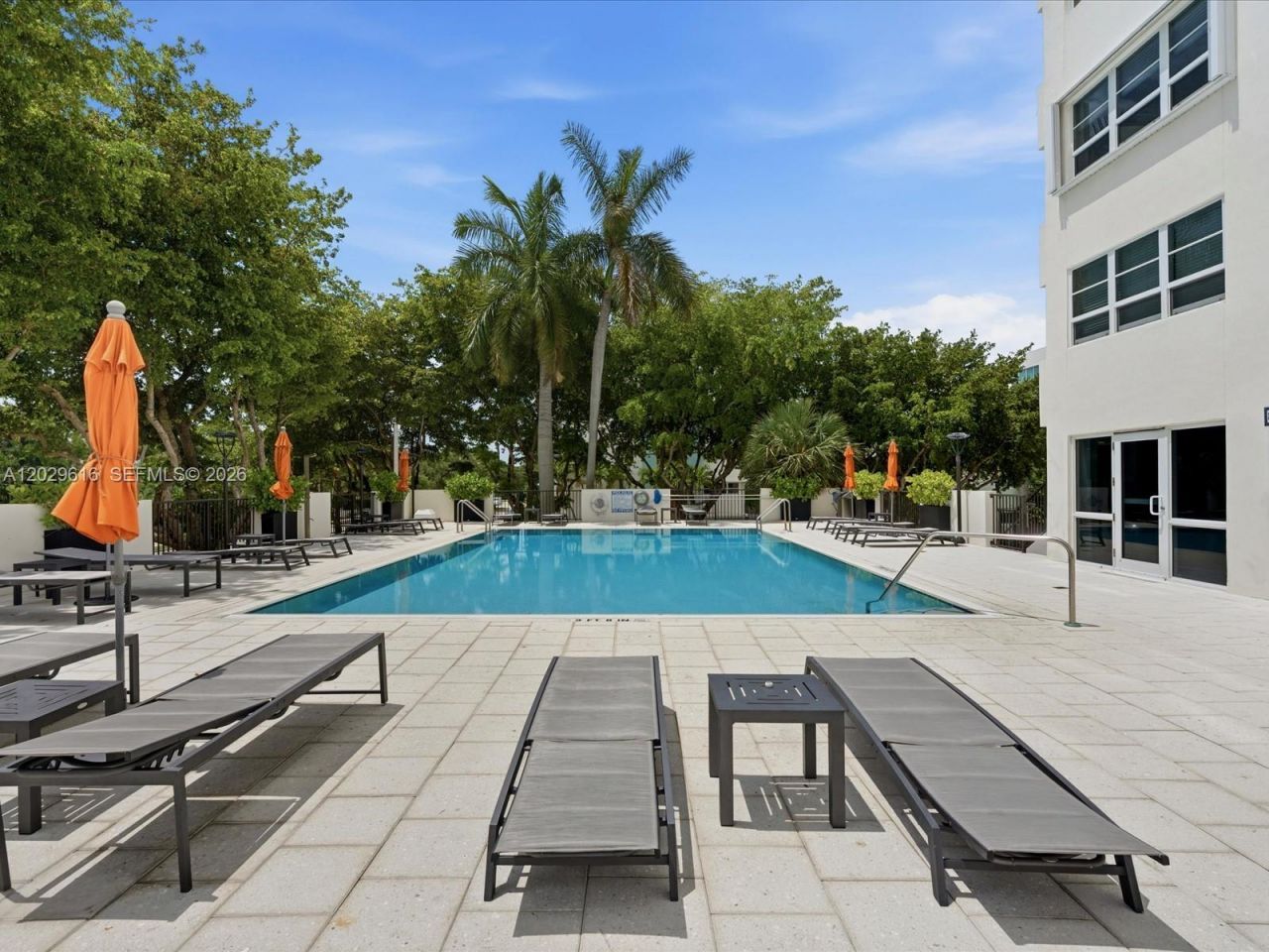 340 Sunset Dr , Unit 1407, Fort Lauderdale, FL 33301 Photo