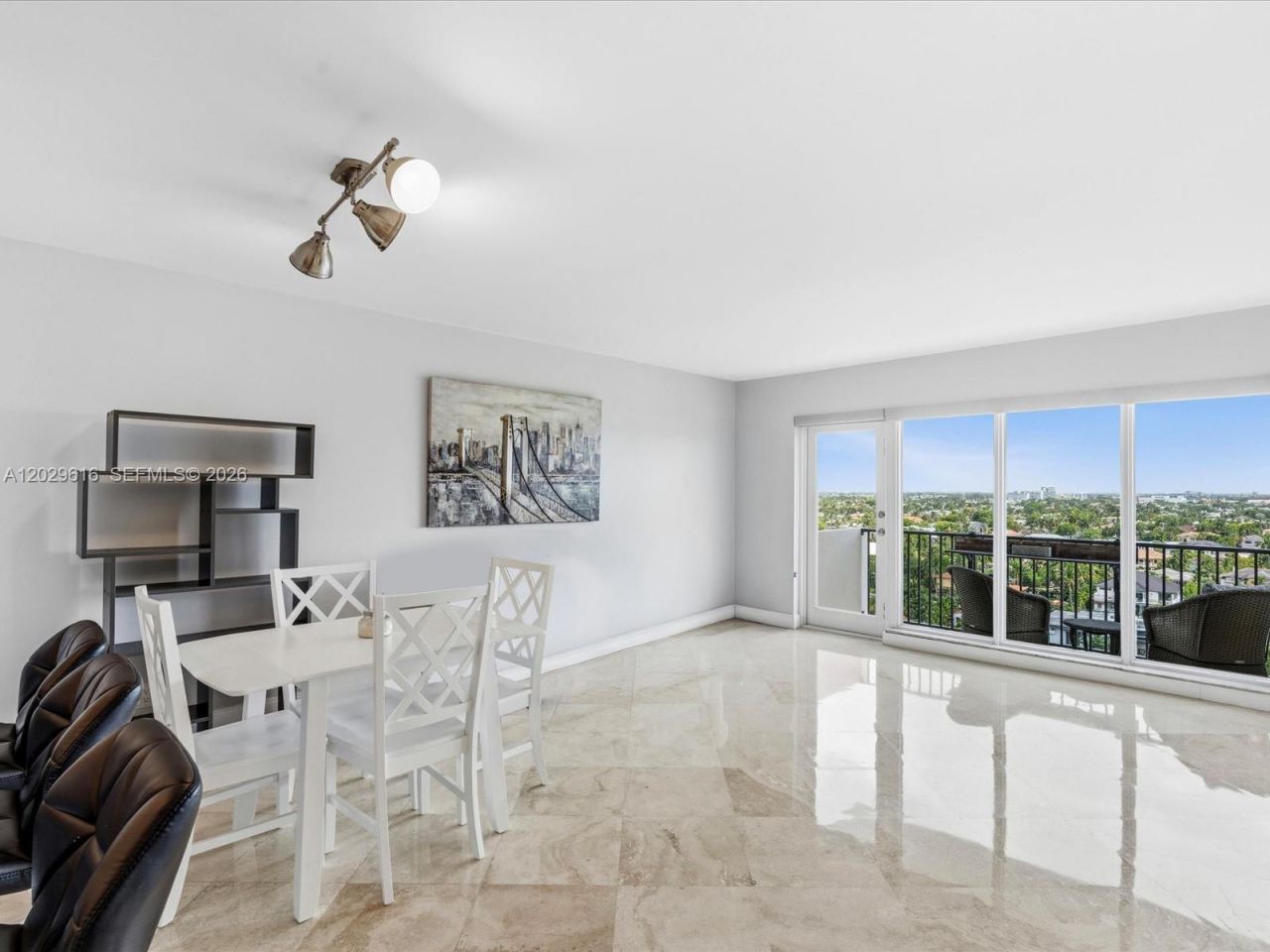 340 Sunset Dr , Unit 1407, Fort Lauderdale, FL 33301 Photo