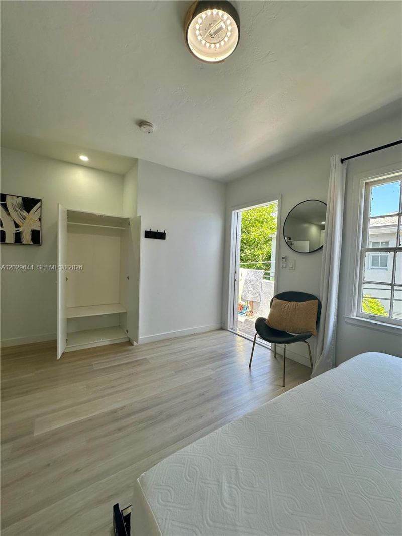 415 75th St, Unit 4A, Miami Beach, FL 33141 Photo