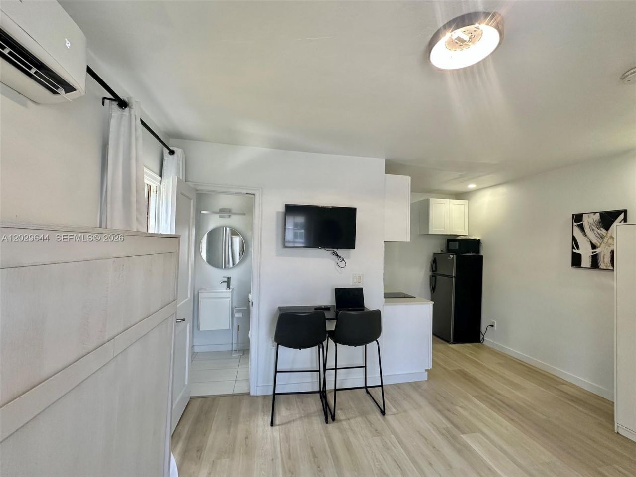 415 75th St, Unit 4A, Miami Beach, FL 33141 Photo