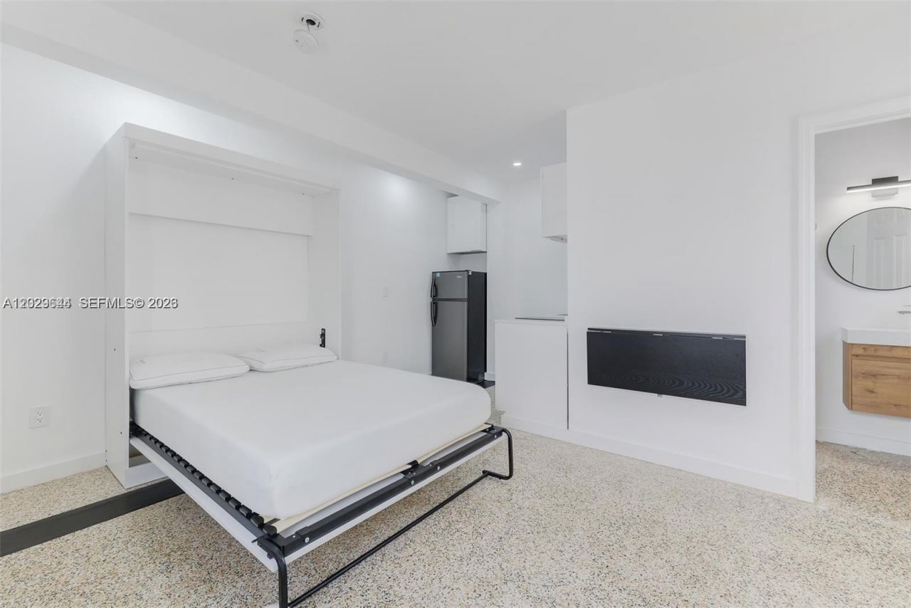 415 75th St , Unit 4A, Miami Beach, FL 33141 Photo