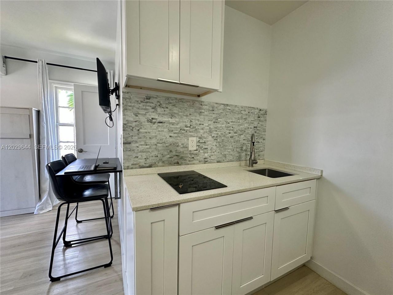 415 75th St, Unit 4A, Miami Beach, FL 33141 Photo