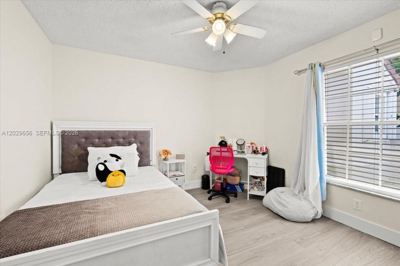19187 NW 13th Ct , Pembroke Pines, FL 33029 Photo