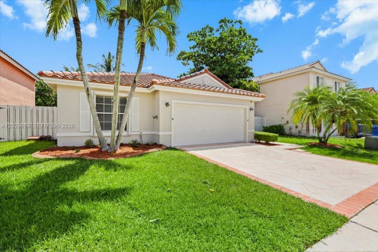 19187 NW 13th Ct , Pembroke Pines, FL 33029 Photo