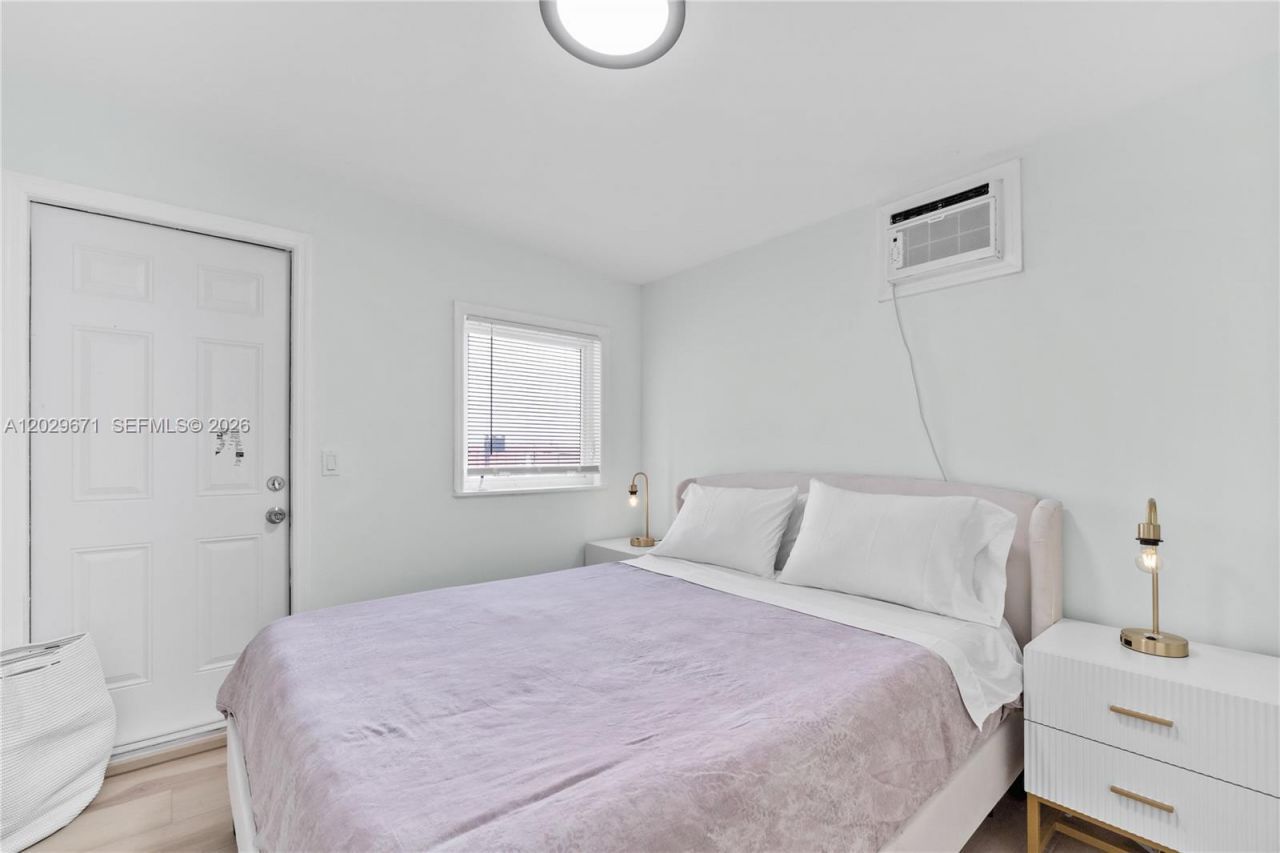 1021 NW 23rd Ave , Unit 1023, Miami, FL 33125 Photo