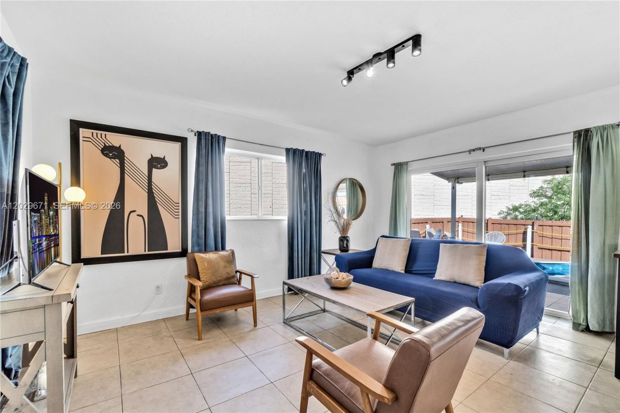 1021 NW 23rd Ave , Unit 1023, Miami, FL 33125 Photo