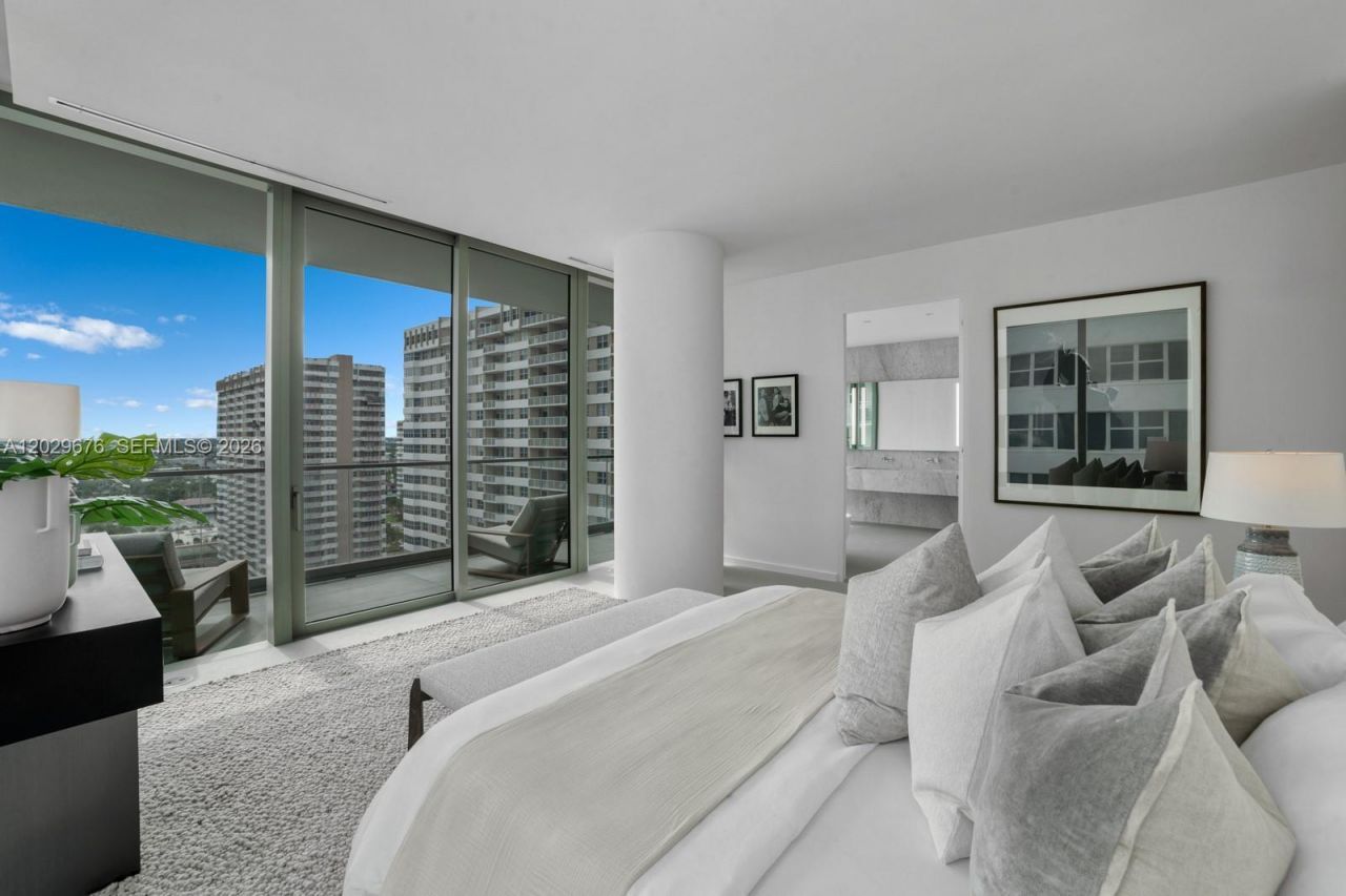 2000 S Ocean Dr , Unit 15B, Hallandale Beach, FL 33009 Photo