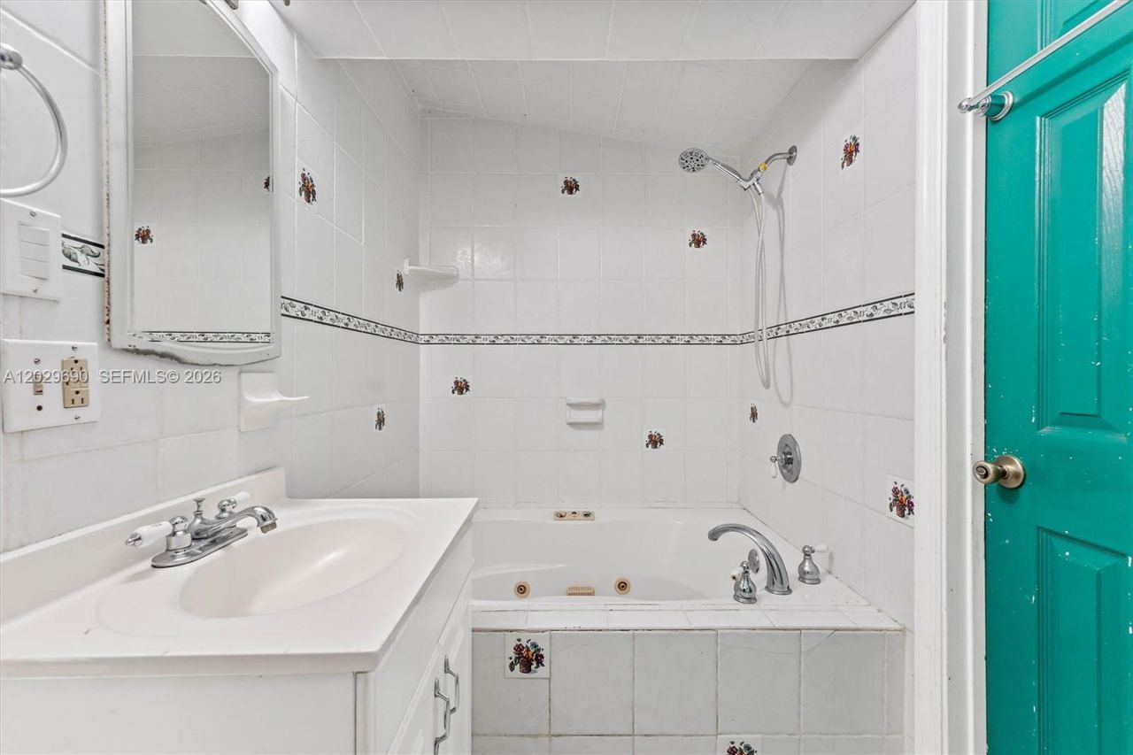 6073 NW 27th St , Unit 6073, Margate, FL 33063 Photo