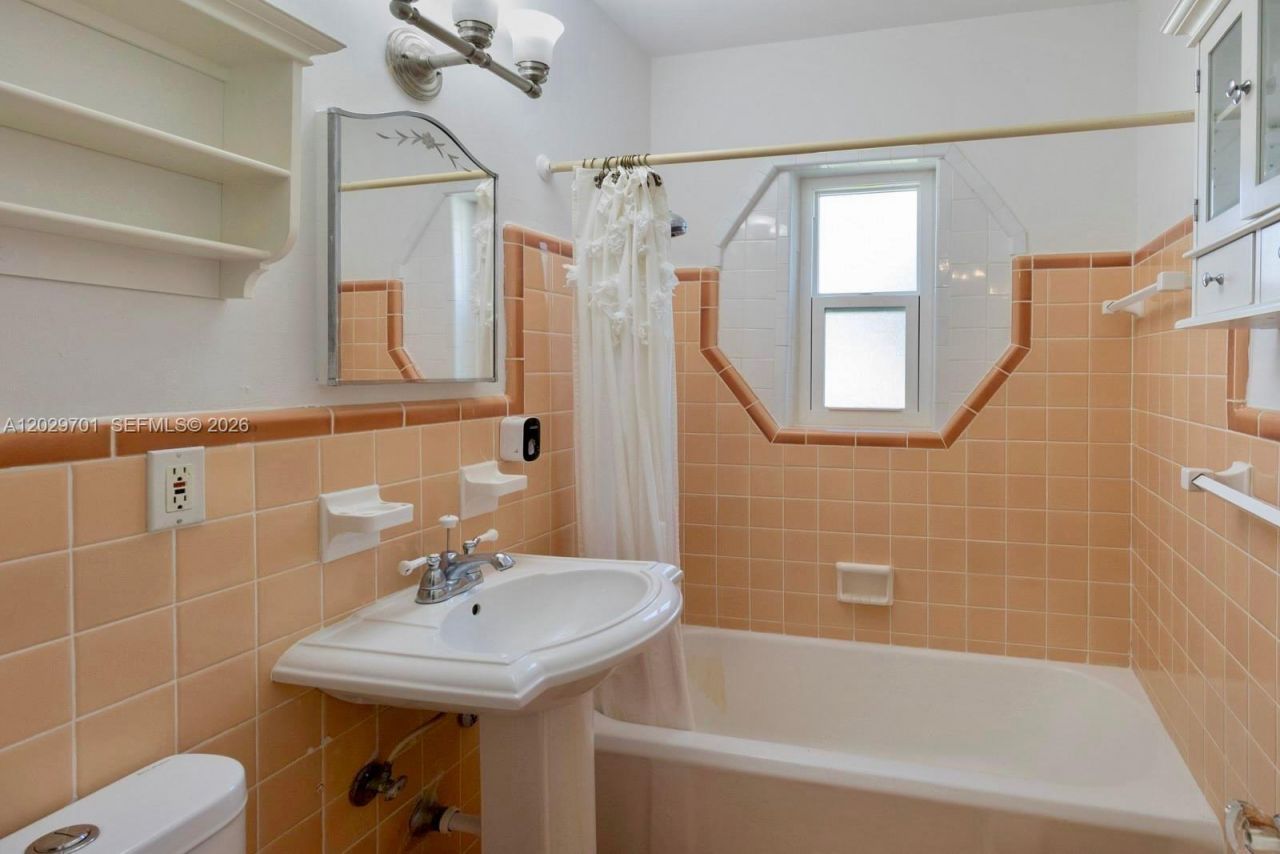 46 NE 101st St , Miami Shores, FL 33138 Photo