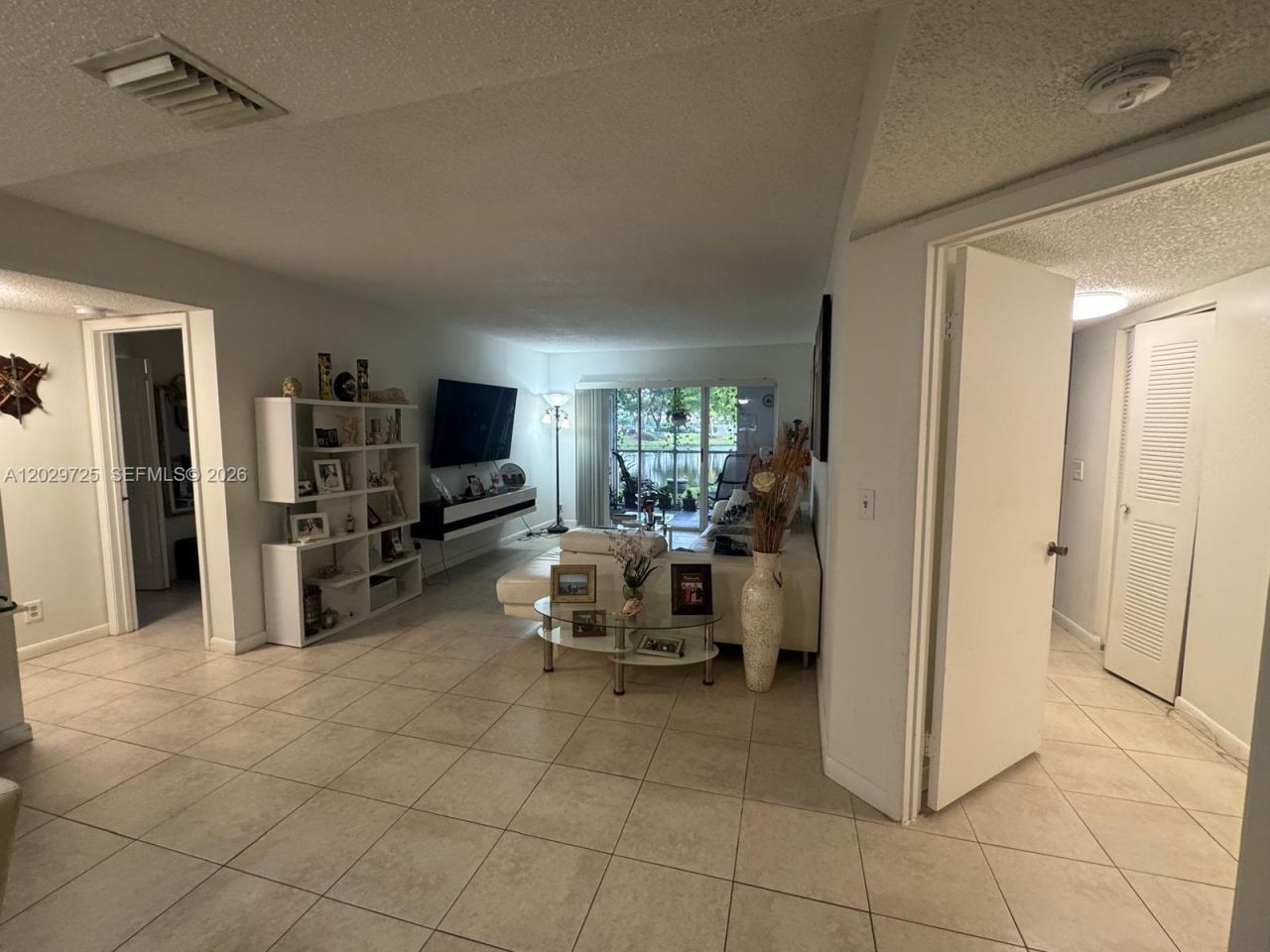 9811 Westview Dr, Unit 913, Coral Springs, FL 33076 Photo