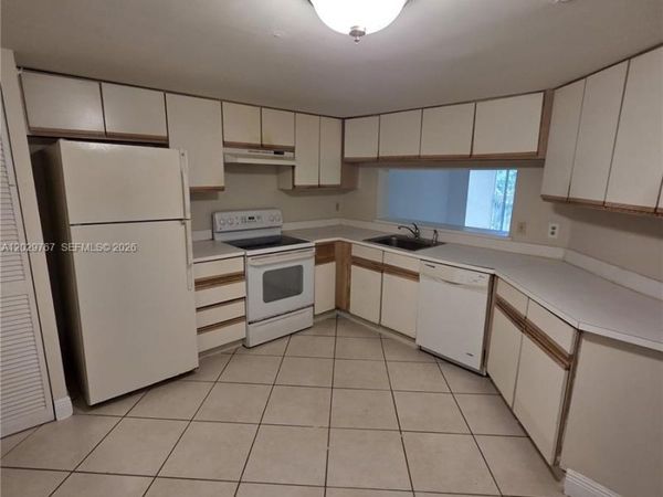 9901 Westview Dr , Unit 337, Coral Springs, FL 33076