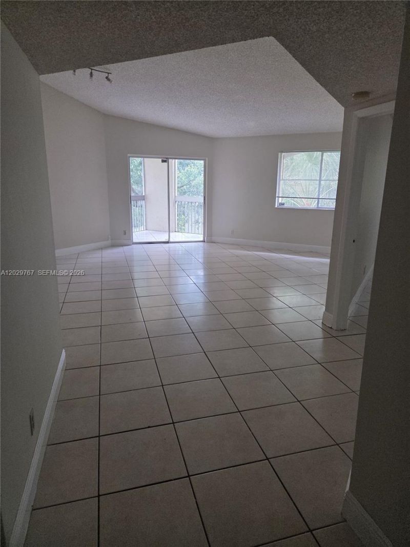 9901 Westview Dr , Unit 337, Coral Springs, FL 33076 Photo
