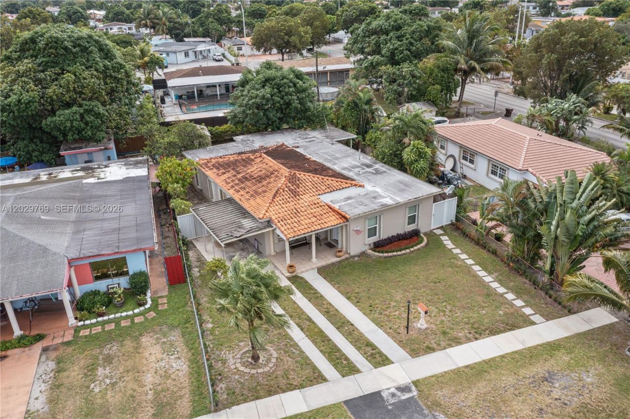210 E 61st St , Hialeah, FL 33013 Photo