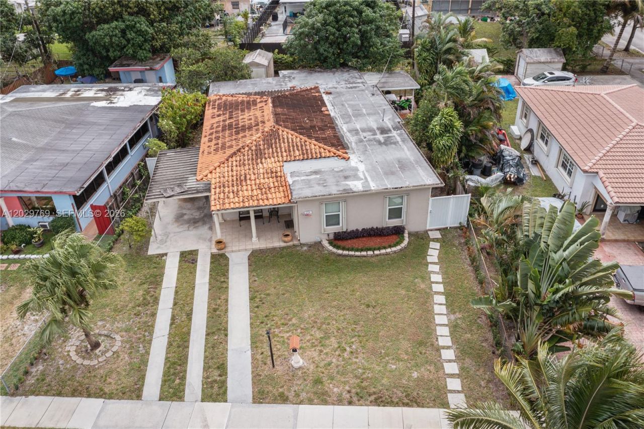 210 E 61st St , Hialeah, FL 33013 Photo