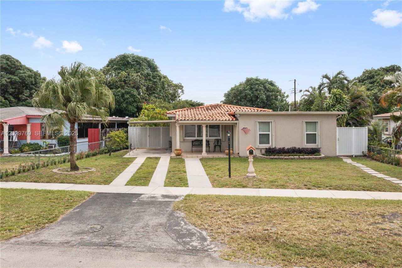 210 E 61st St , Hialeah, FL 33013 Photo