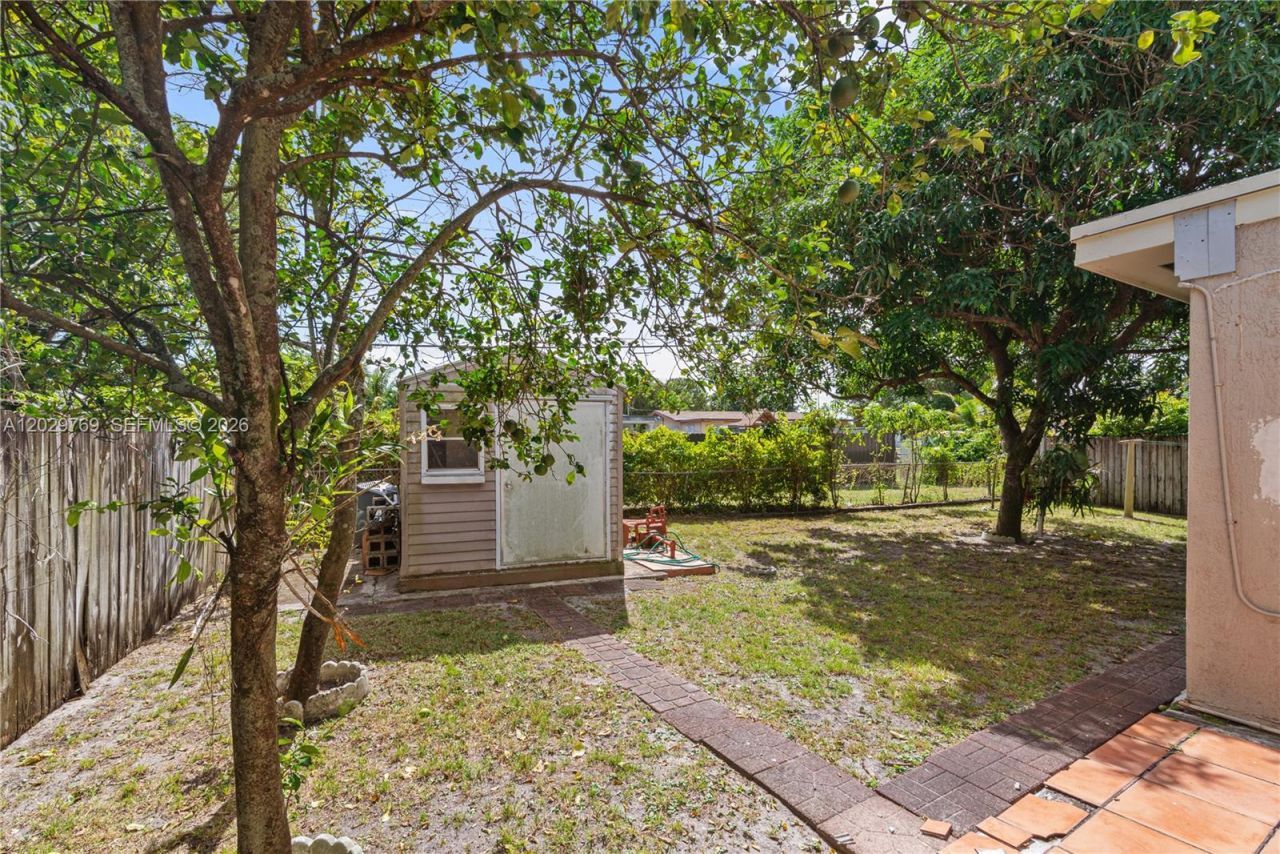 210 E 61st St , Hialeah, FL 33013 Photo