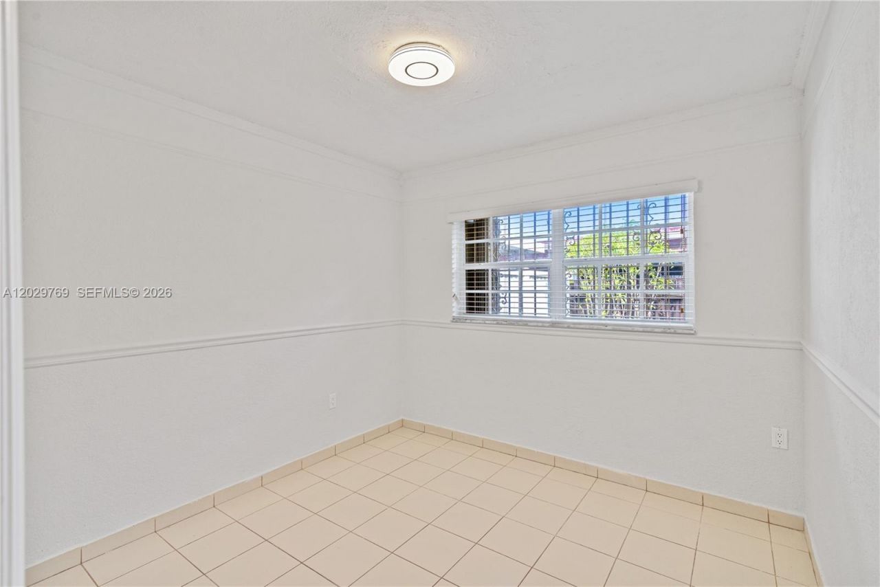 210 E 61st St , Hialeah, FL 33013 Photo