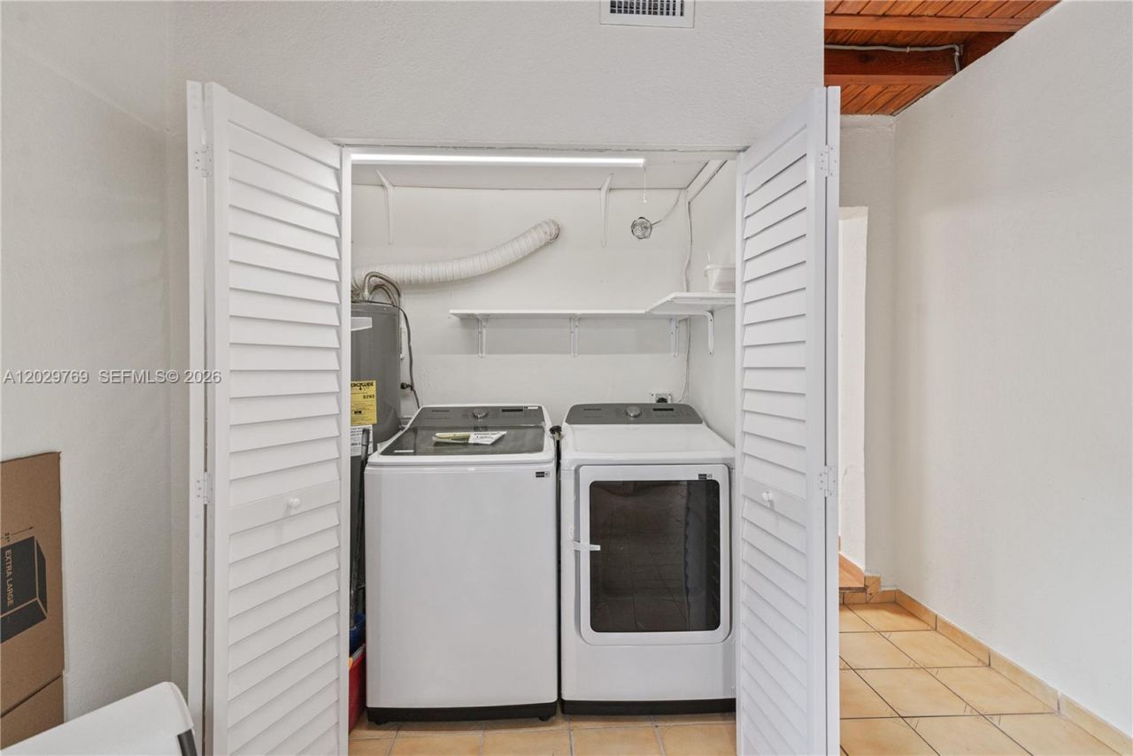 210 E 61st St , Hialeah, FL 33013 Photo
