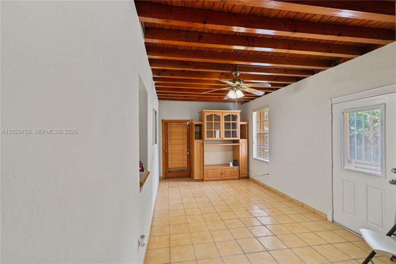 210 E 61st St , Hialeah, FL 33013 Photo