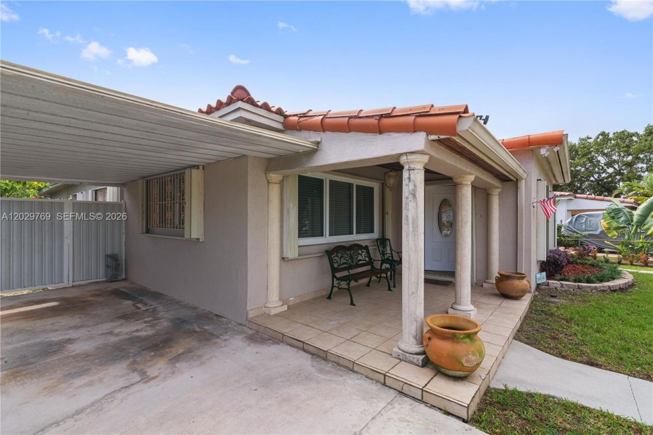 210 E 61st St , Hialeah, FL 33013 Photo