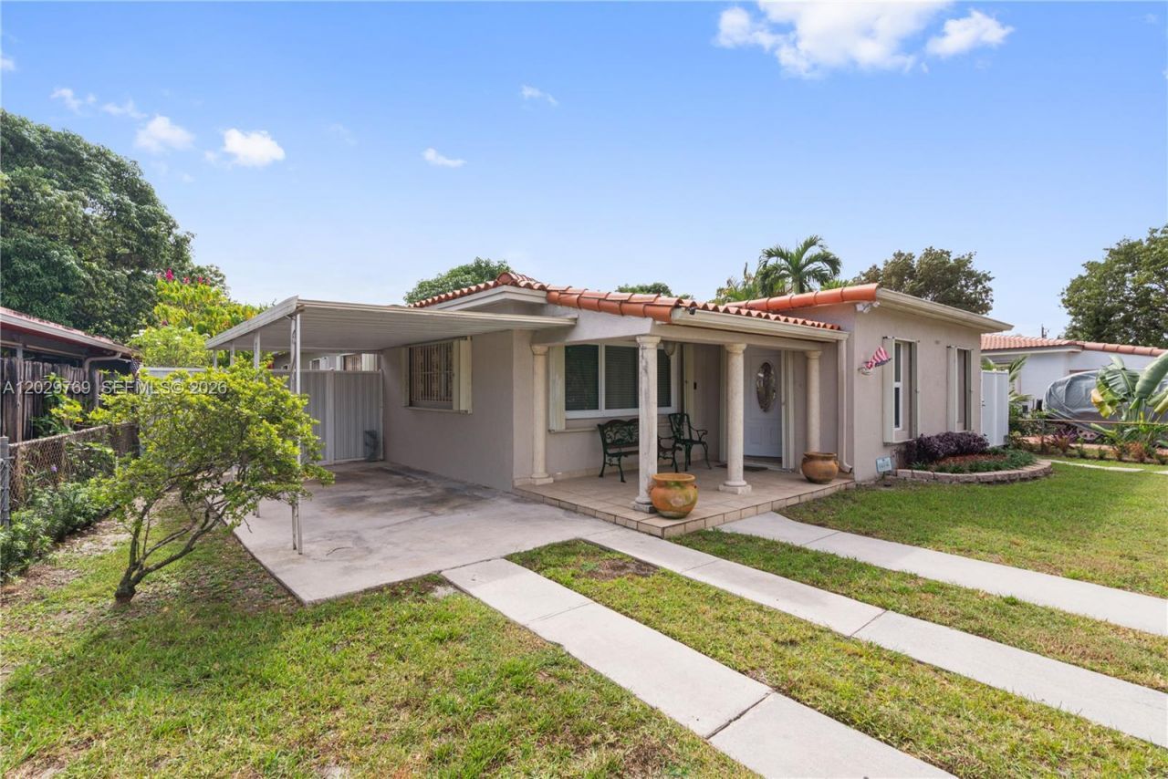 210 E 61st St , Hialeah, FL 33013 Photo