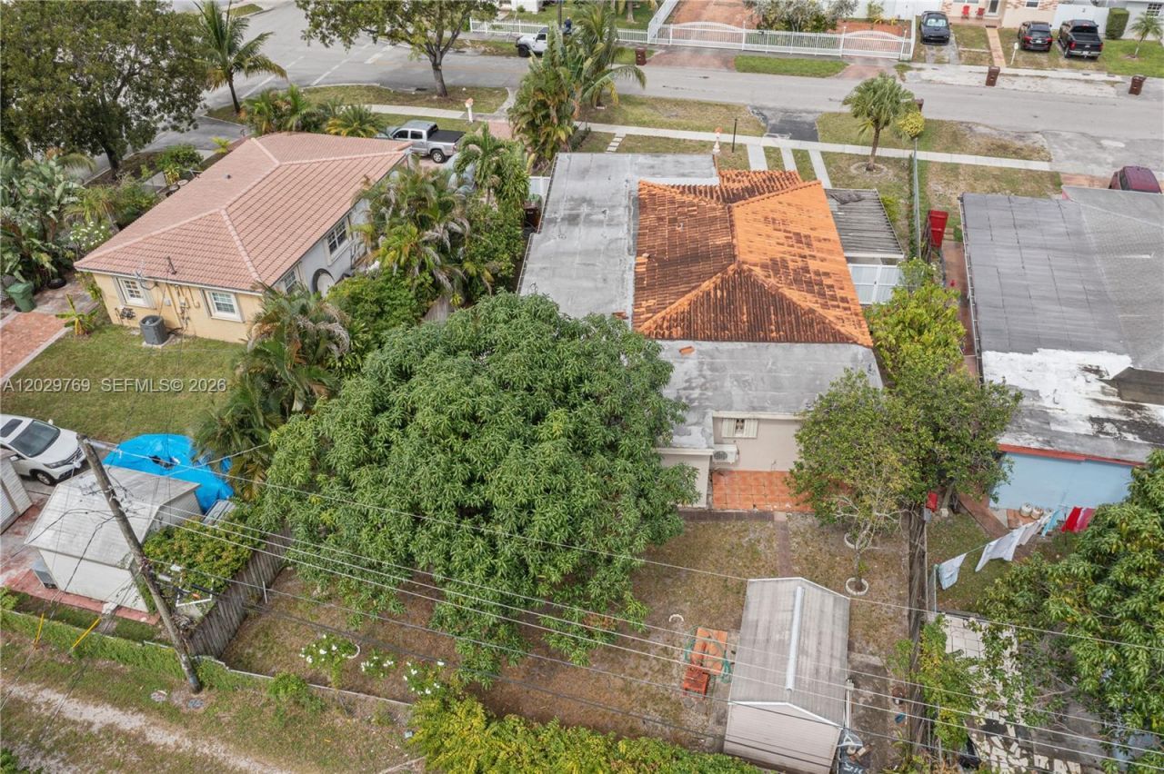 210 E 61st St , Hialeah, FL 33013 Photo