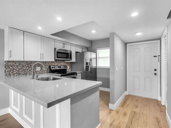4600 SW 67th Ave , Unit 264, Miami, FL 33155