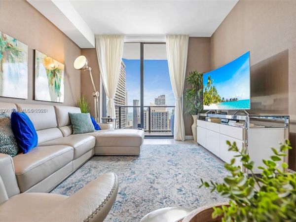 45 SW 9th St , Unit 4204, Miami, FL 33130