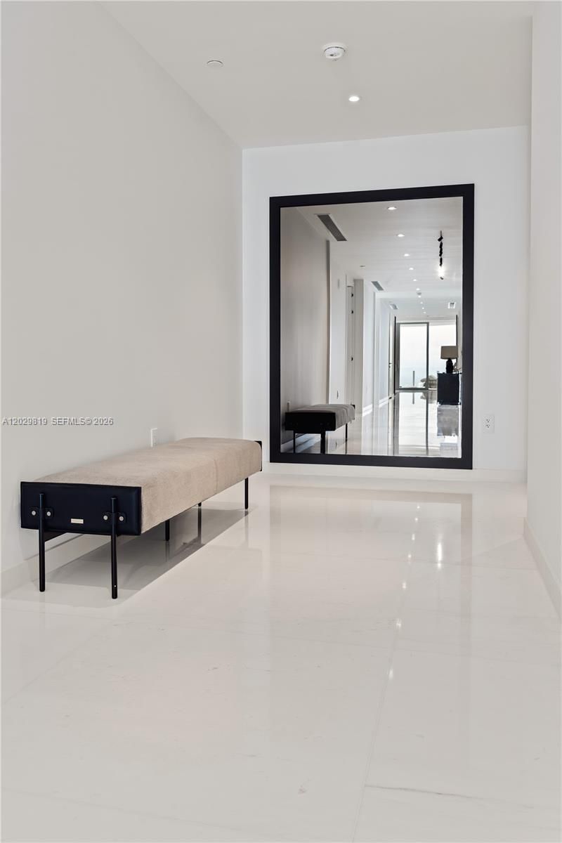 300 E Biscayne Blvd Way , Unit 5101, Miami, FL 33131 Photo