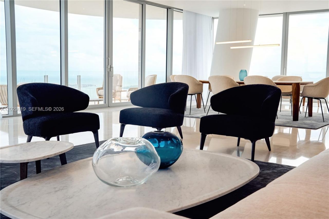 300 E Biscayne Blvd Way , Unit 5101, Miami, FL 33131 Photo