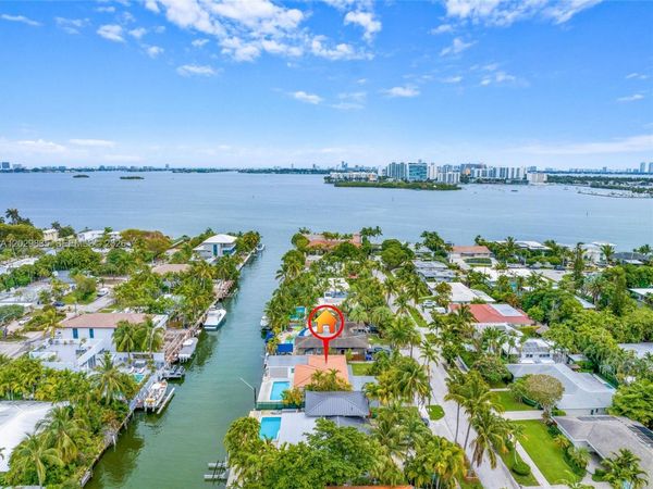 1161 NE 86th St, Miami, FL 33138