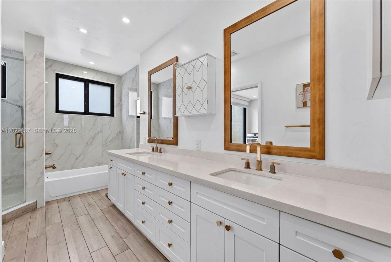 21388 Marina Cove Cir, Unit 16-G, Aventura, FL 33180 Photo