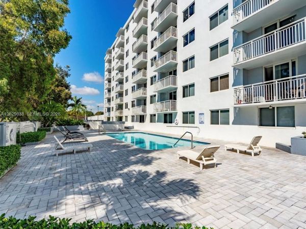 1251 NE 108th St , Unit 617, Miami, FL 33161