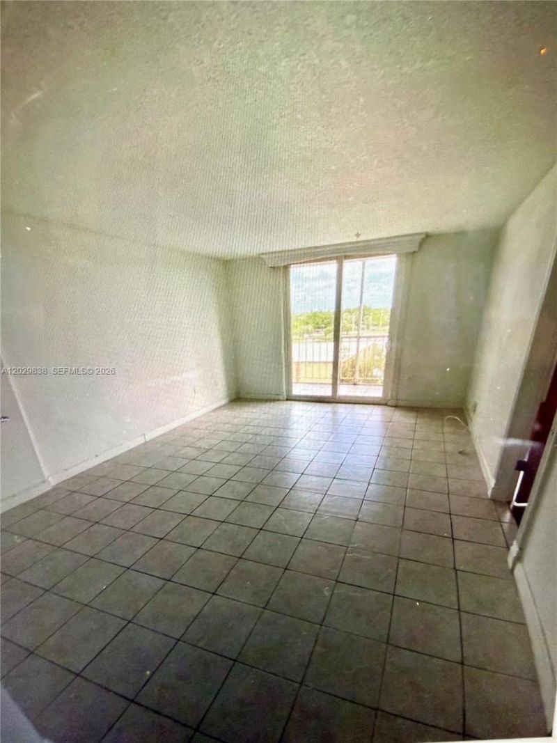 1251 NE 108th St , Unit 617, Miami, FL 33161 Photo
