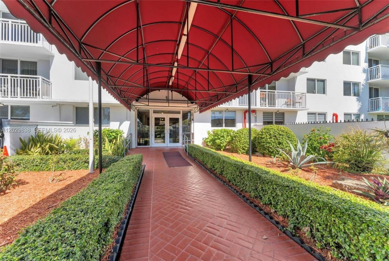 1251 NE 108th St , Unit 617, Miami, FL 33161 Photo