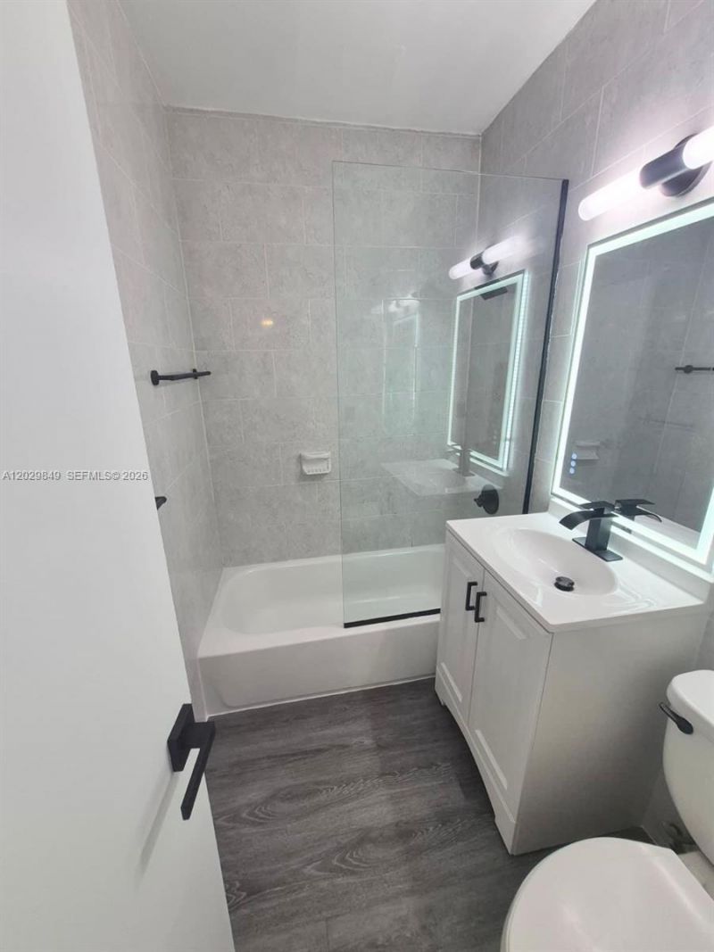 1239 Marseille Dr, Unit 103, Miami Beach, FL 33141 Photo