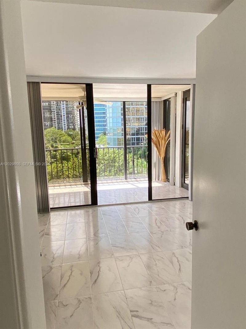 1925 Brickell Ave, Unit D610, Miami, FL 33129 Photo