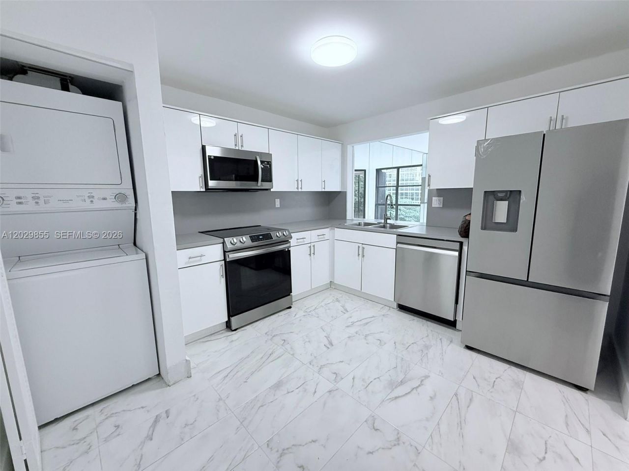 1925 Brickell Ave , Unit D610, Miami, FL 33129 Photo