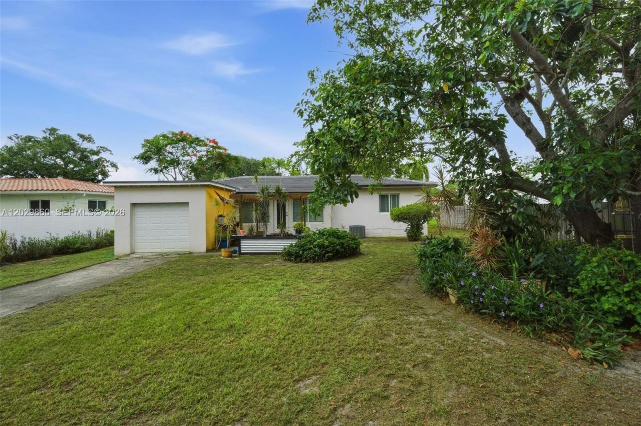 14 NE 108th St, Miami Shores, FL 33161 Photo
