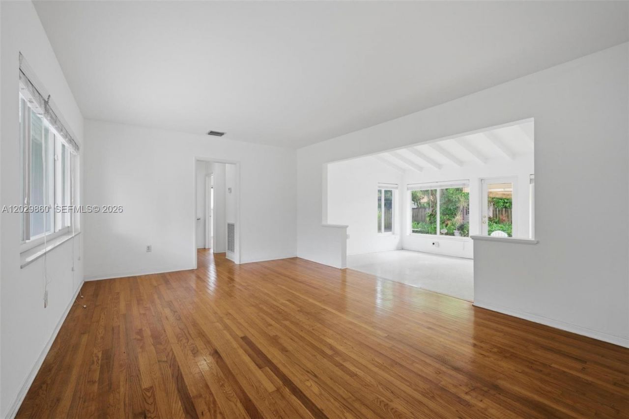 14 NE 108th St, Miami Shores, FL 33161 Photo