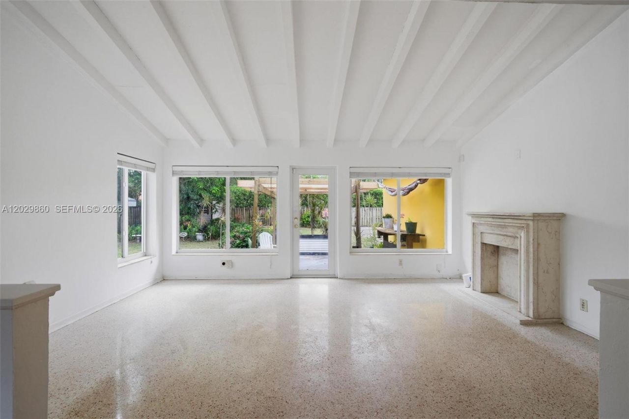 14 NE 108th St, Miami Shores, FL 33161 Photo