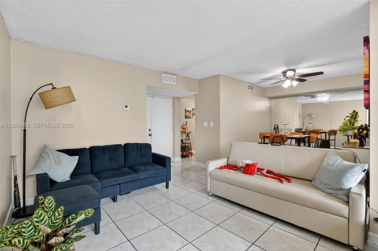 11790 SW 18th St , Unit 214-3, Miami, FL 33175 Photo