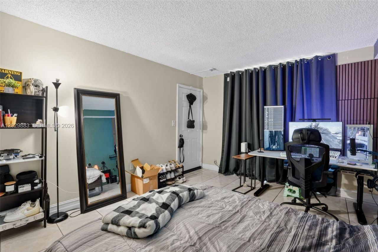 11790 SW 18th St , Unit 214-3, Miami, FL 33175 Photo