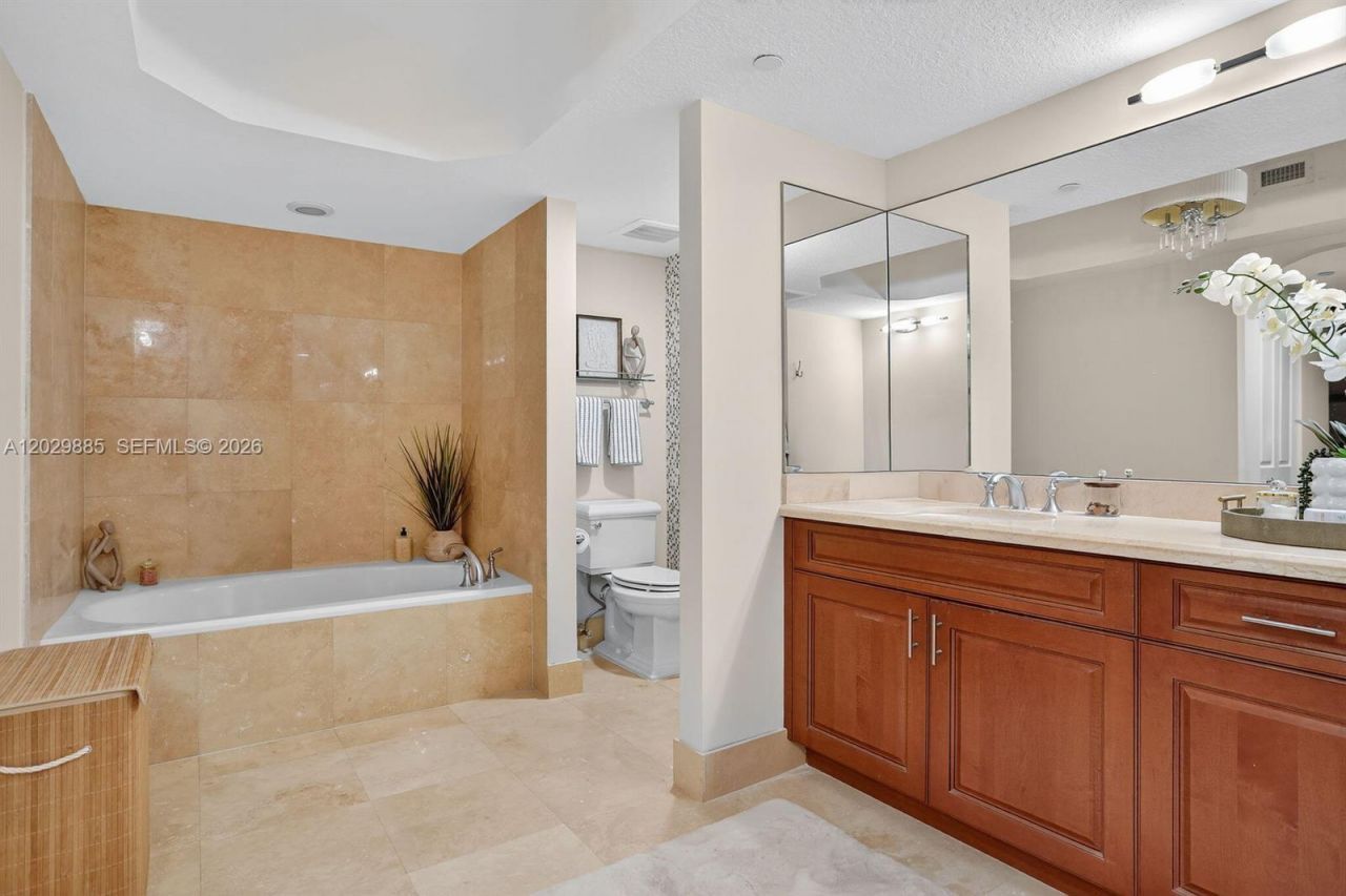 1200 Hillsboro Mile , Unit 2203, Hillsboro Beach, FL 33062 Photo