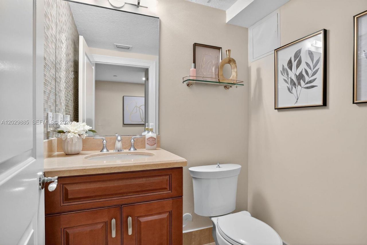 1200 Hillsboro Mile , Unit 2203, Hillsboro Beach, FL 33062 Photo
